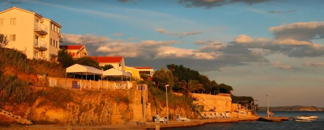 Gasthof Apartmani Beach Miskovici, Otok Pag Kroatien